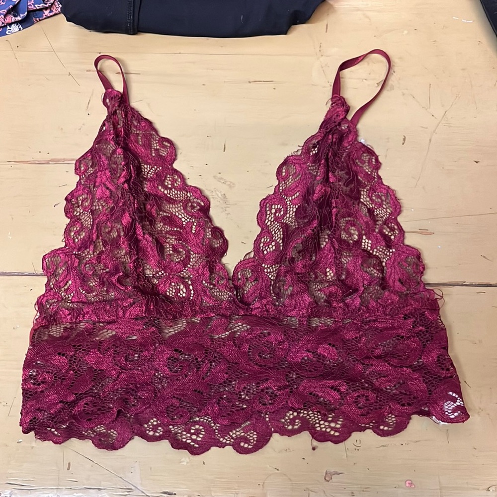 BURGUNDY BRALETTE